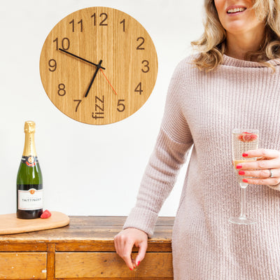 Fizz O’clock - Wooden clock for party lovers